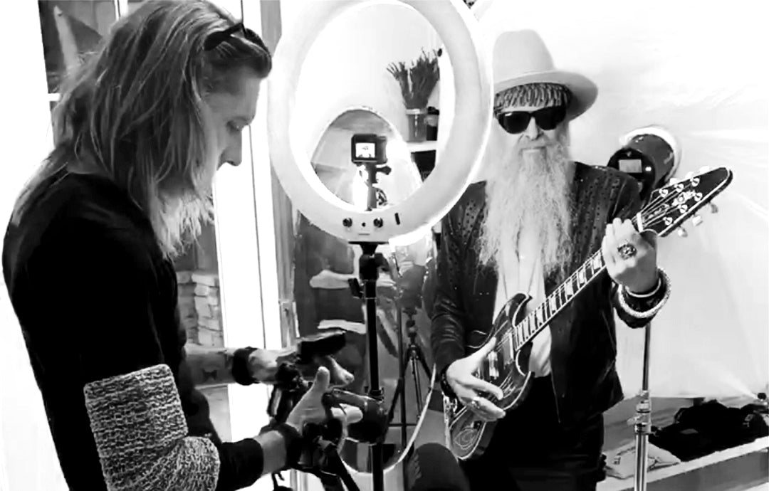 Billy F Gibbons with Mark Maryanovich black and white behind the scenes photo The Art of Giving photoshoot